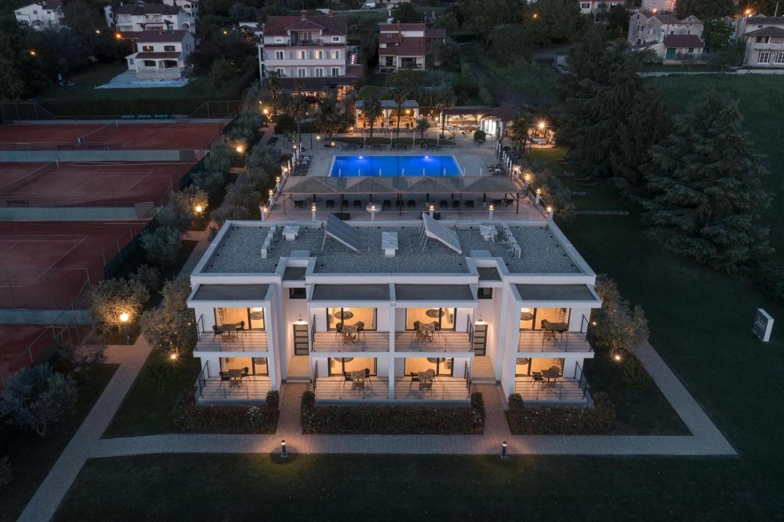Lana Premium Residence 2 Poreč Exteriör bild